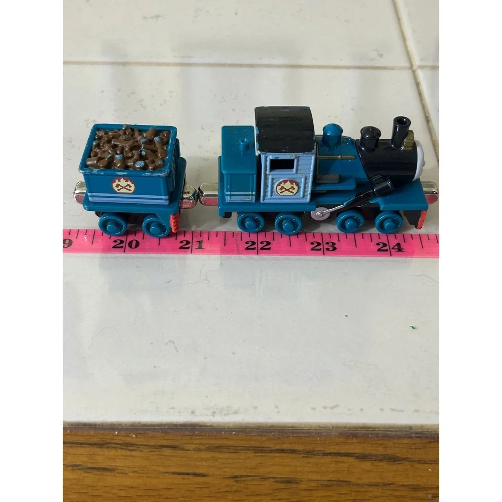 Thomas & Friends Take Along Mighty Mac Diecast Train Engine and Tender Set Blue